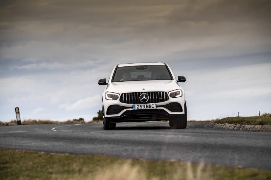  Mercedes-AMG GLC43 4Matic Coupe (C253) 2019 года  (UK) (фото 8 из 69)
